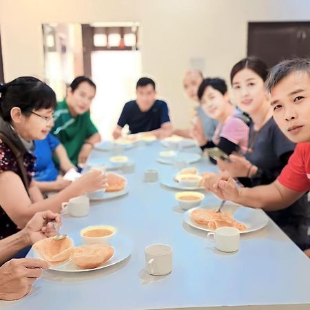 Oyo 16708 Sada Shiv Guest House 바라나시 외부 사진