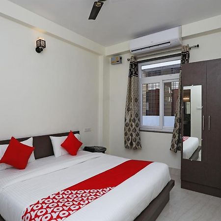 Oyo 16708 Sada Shiv Guest House 바라나시 외부 사진