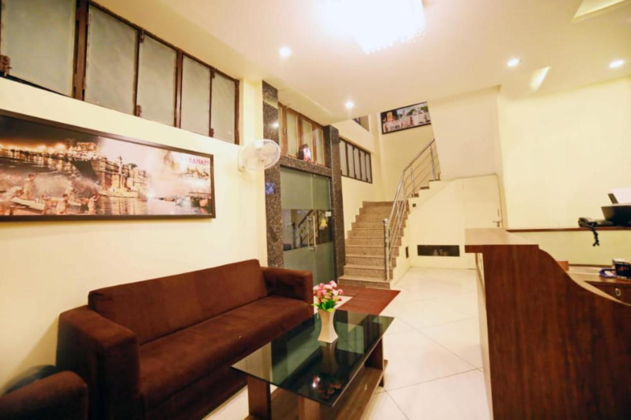 Oyo 16708 Sada Shiv Guest House 바라나시 외부 사진