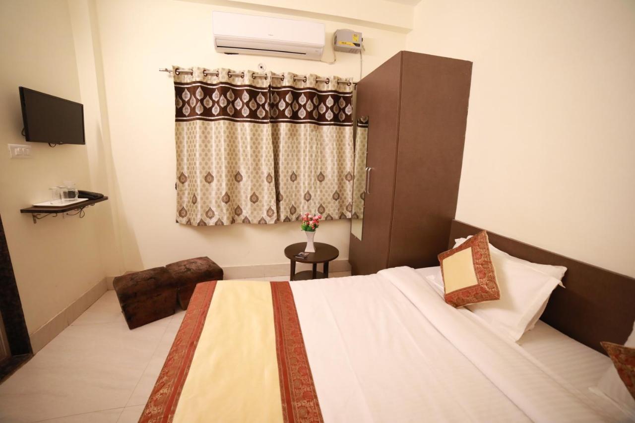 Oyo 16708 Sada Shiv Guest House 바라나시 외부 사진