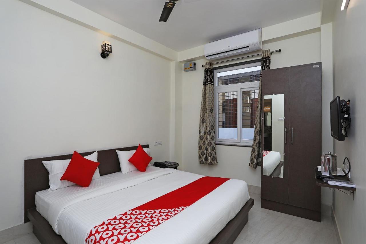 Oyo 16708 Sada Shiv Guest House 바라나시 외부 사진