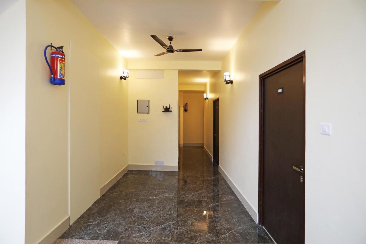 Oyo 16708 Sada Shiv Guest House 바라나시 외부 사진