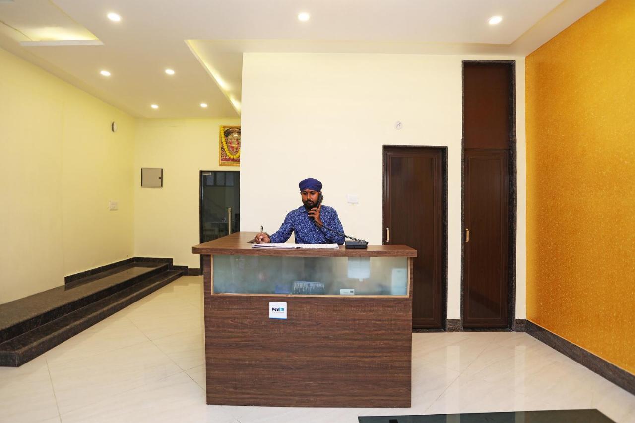 Oyo 16708 Sada Shiv Guest House 바라나시 외부 사진