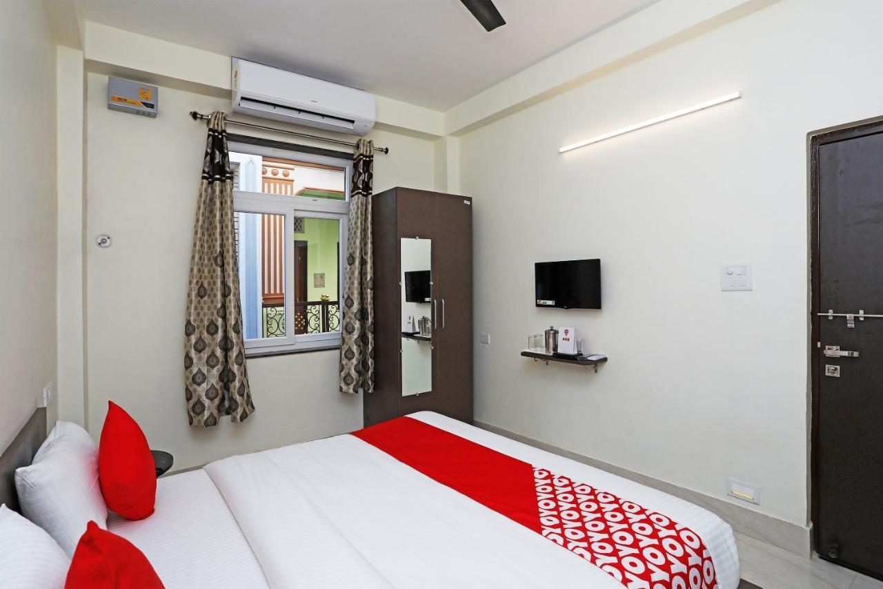 Oyo 16708 Sada Shiv Guest House 바라나시 외부 사진
