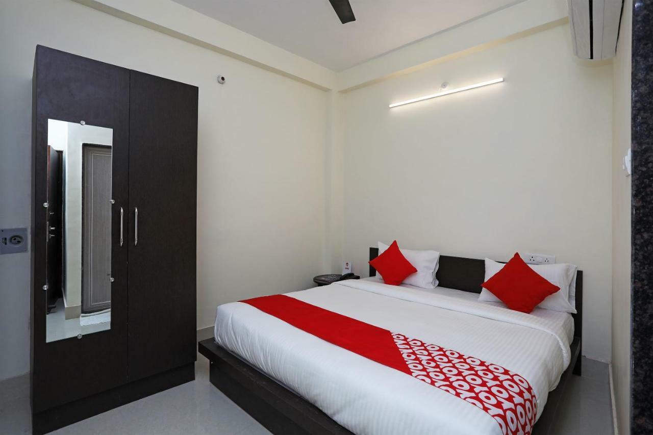 Oyo 16708 Sada Shiv Guest House 바라나시 외부 사진